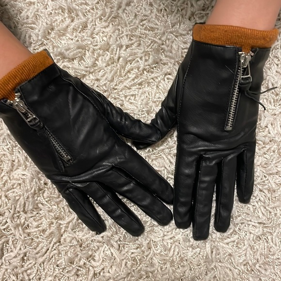 Zara Accessories - Sold Zara Women Leather Gloves